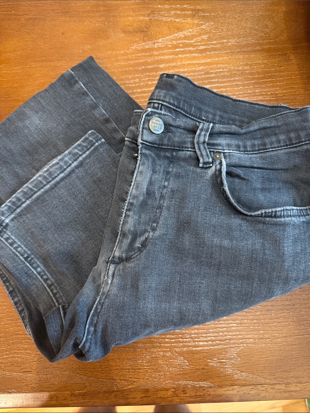 Marine Layer Women's Washed Dark Gray Straight-Leg Jeans